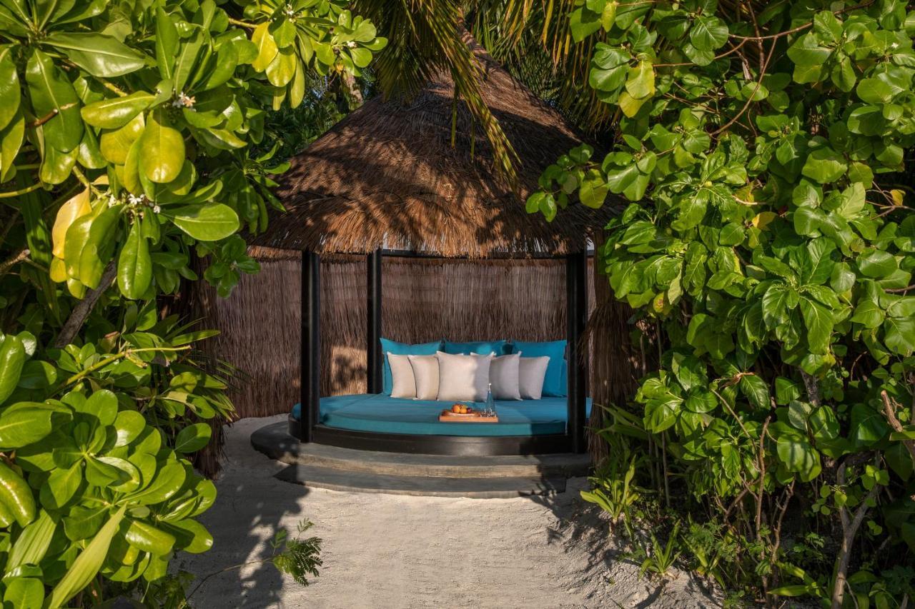Naladhu Private Island Maldives Hotel Екстериор снимка